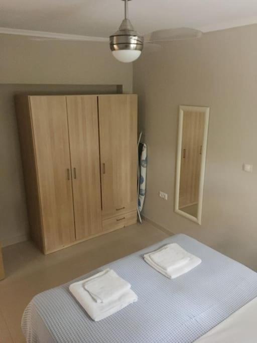 Sea View Apartment *